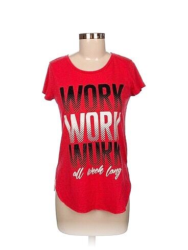LC Waikiki T-shirt %70 İndirimli.