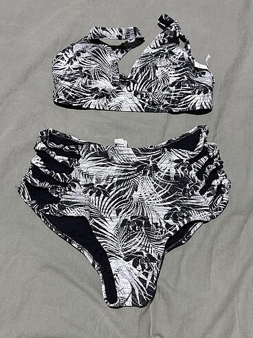 Kadın bikini takım