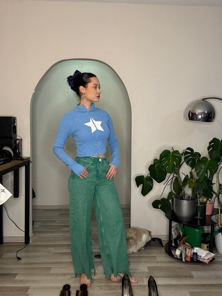 Yeşil Pantolon - Görsel 2