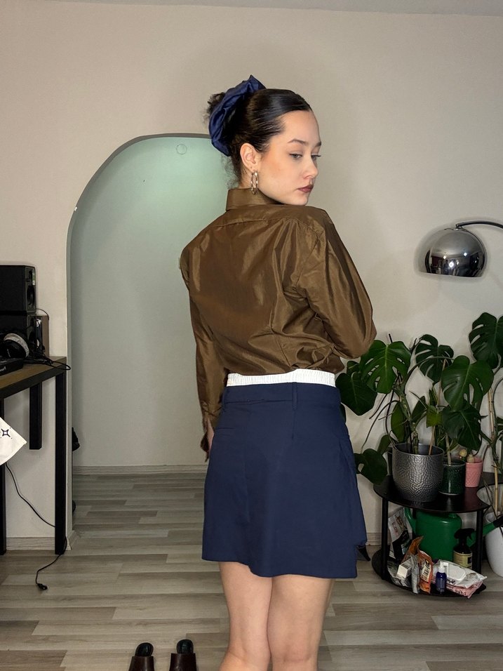 Lacivert Etek - Görsel 2