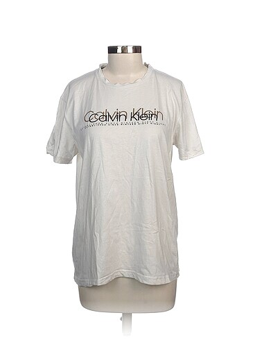 Calvin Klein T-shirt %70 İndirimli.