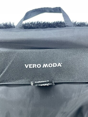 m Beden siyah Renk Vero Moda Mont %70 İndirimli.