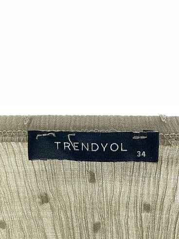 34 Beden çeşitli Renk Trendyol & Milla Bluz %70 İndirimli.