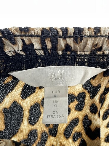 xl Beden çeşitli Renk H&M Bluz %70 İndirimli.