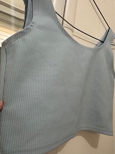 Bershka crop top