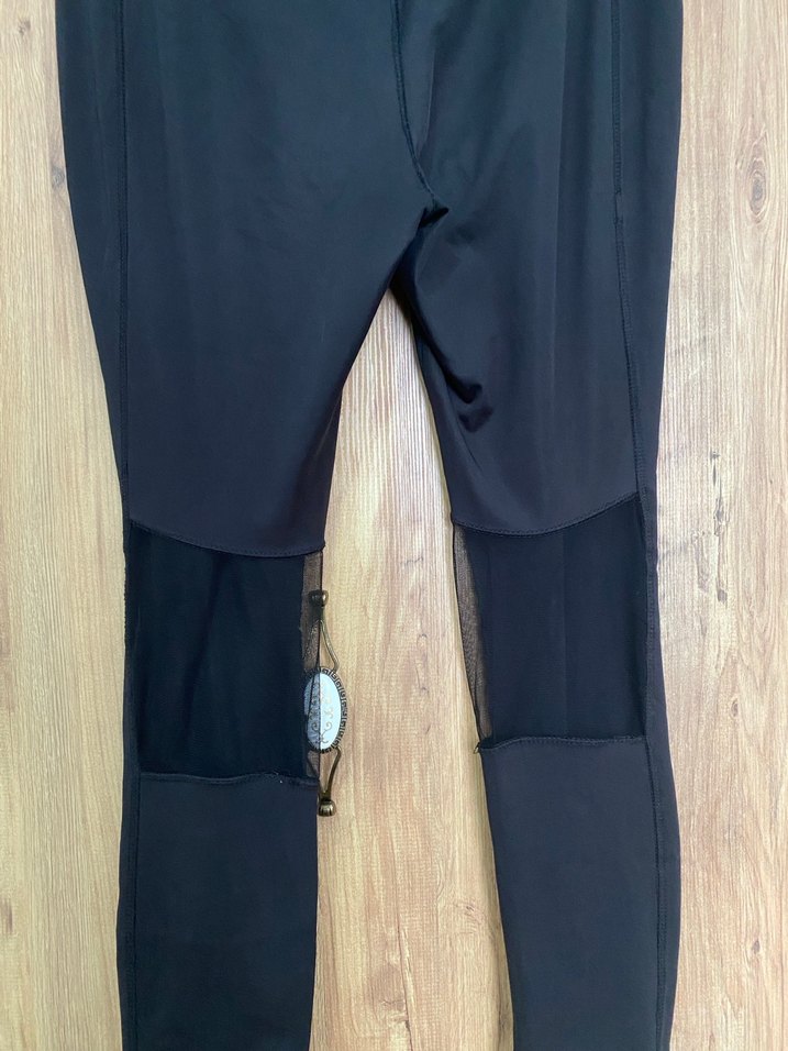 Diz Altı Yırtmaçlı Siyah Spor Tayt - Görsel 2