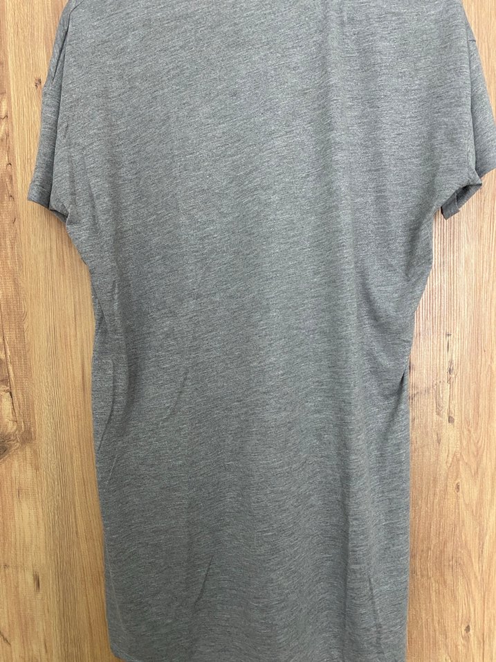 Gri V Yaka Keten Kadın Tişört - Görsel 2