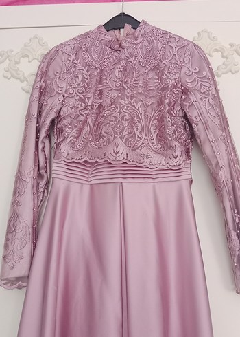 Pembe Dantel İşlemeli Uzun Abiye Elbise