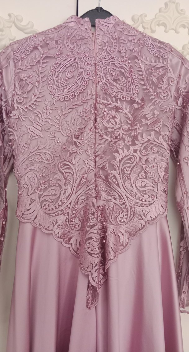 Pembe Dantel İşlemeli Uzun Abiye Elbise - Görsel 4