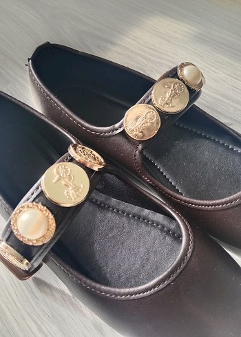 Tokalı Kahverengi Kadın Düz Ayakkabı - Görsel 3