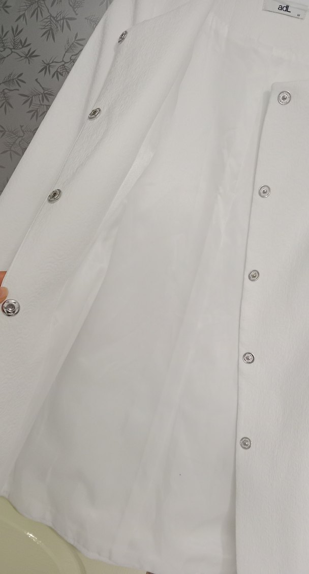 Düğmeli Beyaz Midi Kadın Kaban - Görsel 5