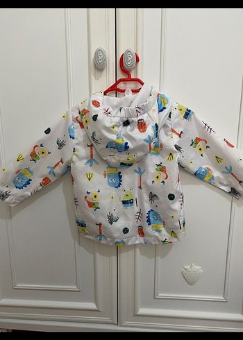 Kapüşonlu Renkli Erkek Çocuk Yağmurluk - Görsel 2