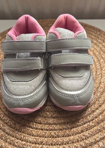 Kız Çocuk Gri Cırt Cırtlı Spor Ayakkabı - Görsel 2