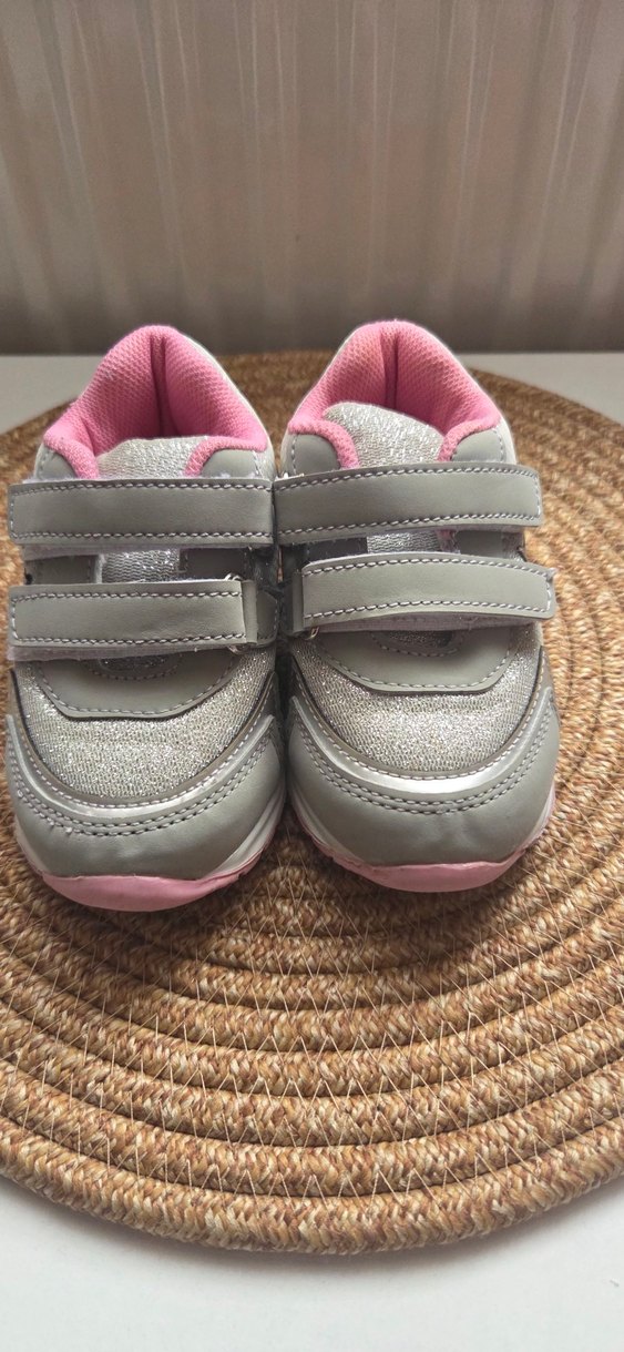 Kız Çocuk Gri Cırt Cırtlı Spor Ayakkabı - Görsel 2