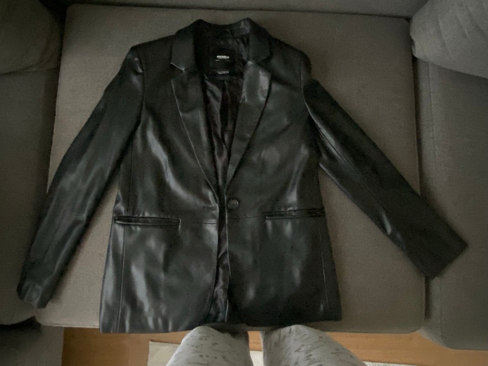 Kadın Siyah Deri Düğmeli Ceket - Görsel 2