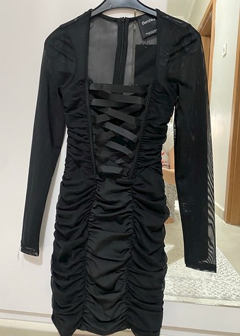 Bershka Siyah Pilili Uzun Kollu Midi Elbise - Görsel 6