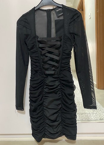 Bershka Siyah Pilili Uzun Kollu Midi Elbise - Görsel 4