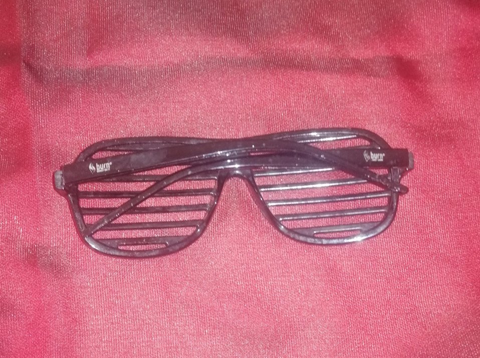 Siyah Pilili Gotik Kadın Gözlüğü - Görsel 3