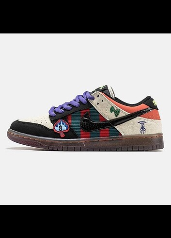 37 Beden çeşitli Renk Nike Dunk Low Halloween Custom 36/40 Arası Stokta 