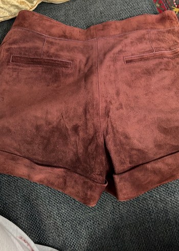 Bordo Süet Düğmeli Mini Kadın Şort Valentino - Görsel 5