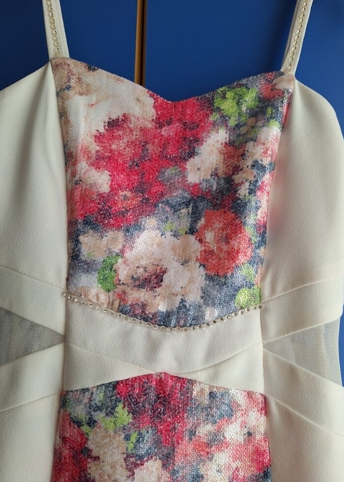 12 yaş etekleri tül uzun abiye - Görsel 3