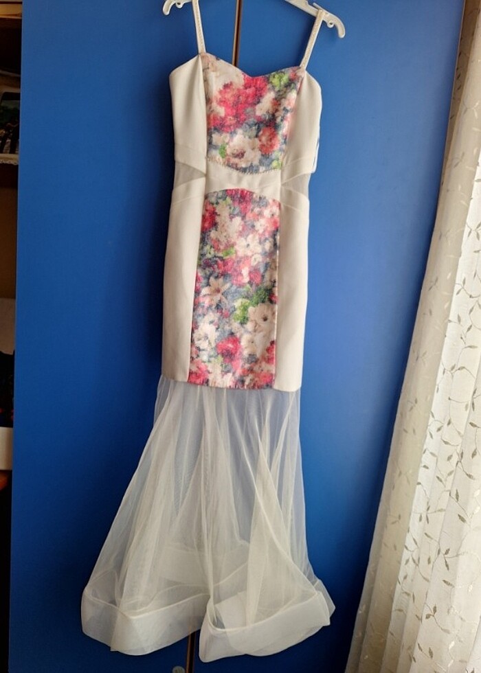 12 yaş etekleri tül uzun abiye - Görsel 4