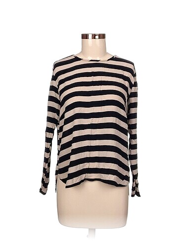 H&M Bluz %70 İndirimli.