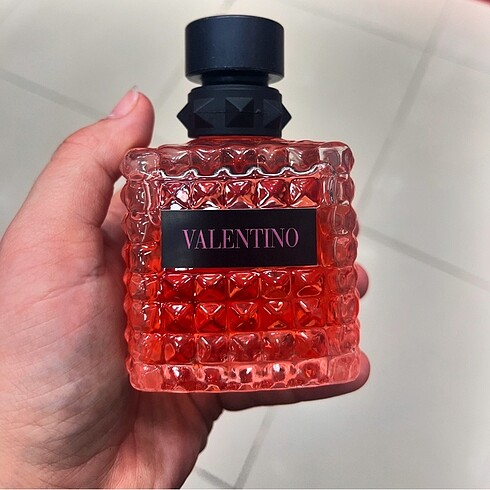 Muhteşem valentino parfüm