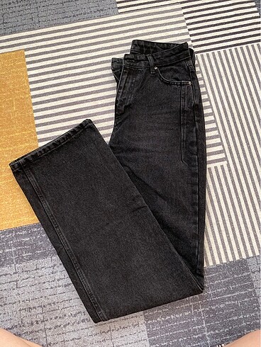 siyah straight jean