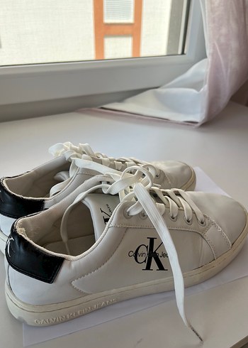 Calvin Klein Beyaz Kadın Spor Ayakkabı