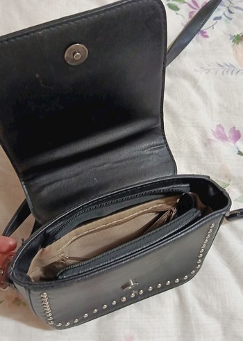 Tokalı Siyah Deri Kadın Çanta - Görsel 4