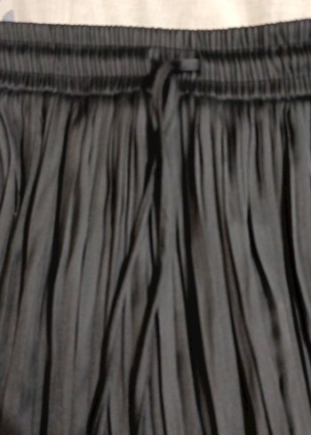 Kadın Siyah Piliseli Uzun Etek - Görsel 3