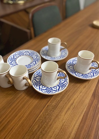 Mavi Desenli Seramik Fincan ve Tabak - Görsel 3