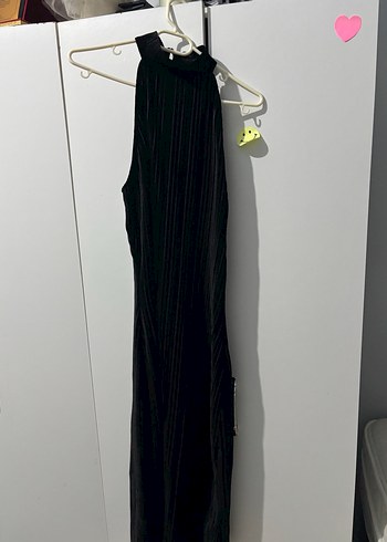 Siyah Pilili Yüksek Yakalı Midi Elbise - Görsel 6