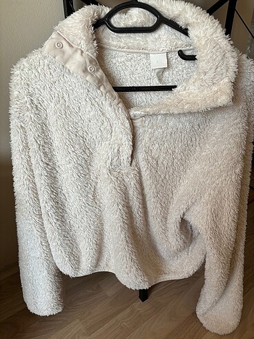 H&M Beyaz Peluş Sweatshirt