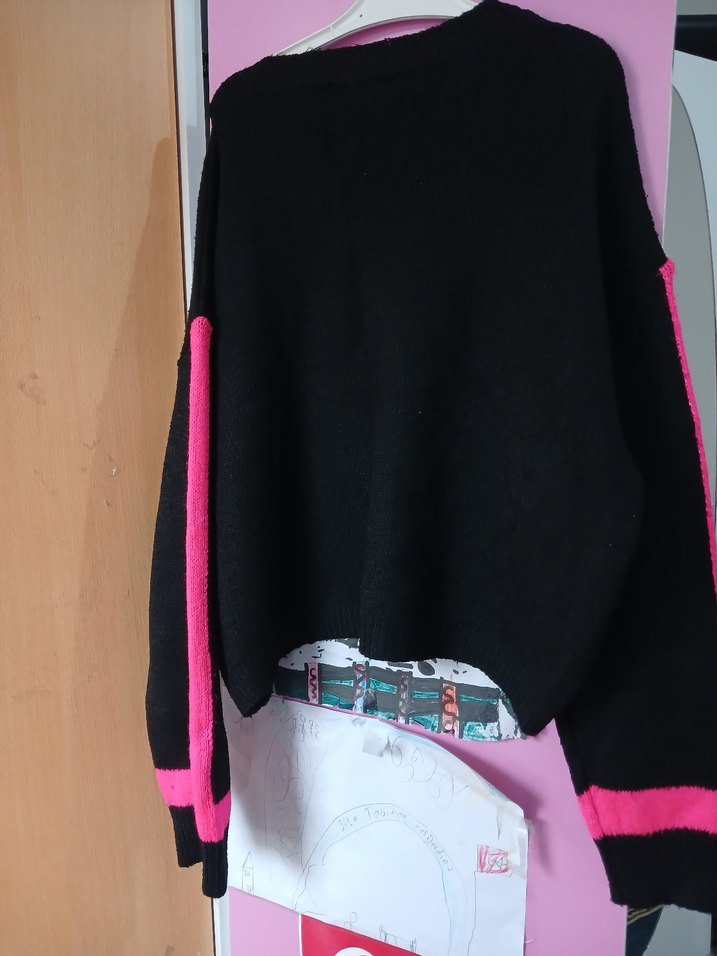 Pembe Detaylı Rahat Kadın Triko Kazak - Görsel 2