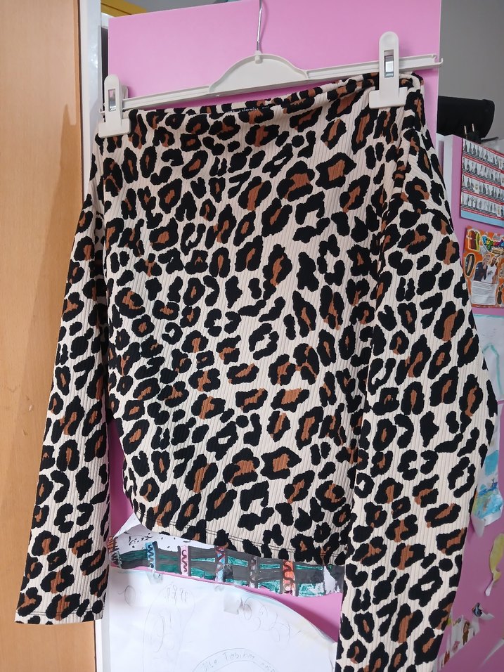 Leopar Desenli Uzun Kollu Kadın Bluz - Görsel 2