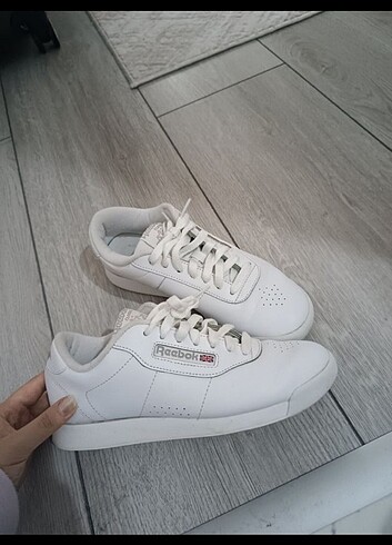 Reebok kadın spor ayakkabı