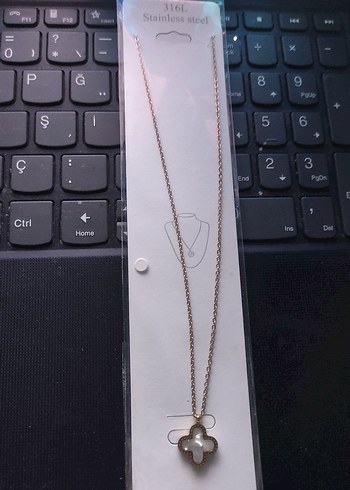 Beyaz Yonca Çiçek Küpe ve Kolye - Görsel 2