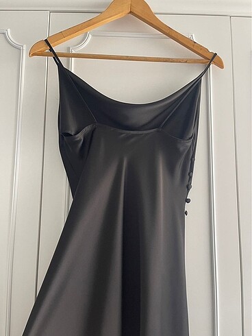 Zara Zara saten elbise