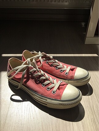 Converse 37
