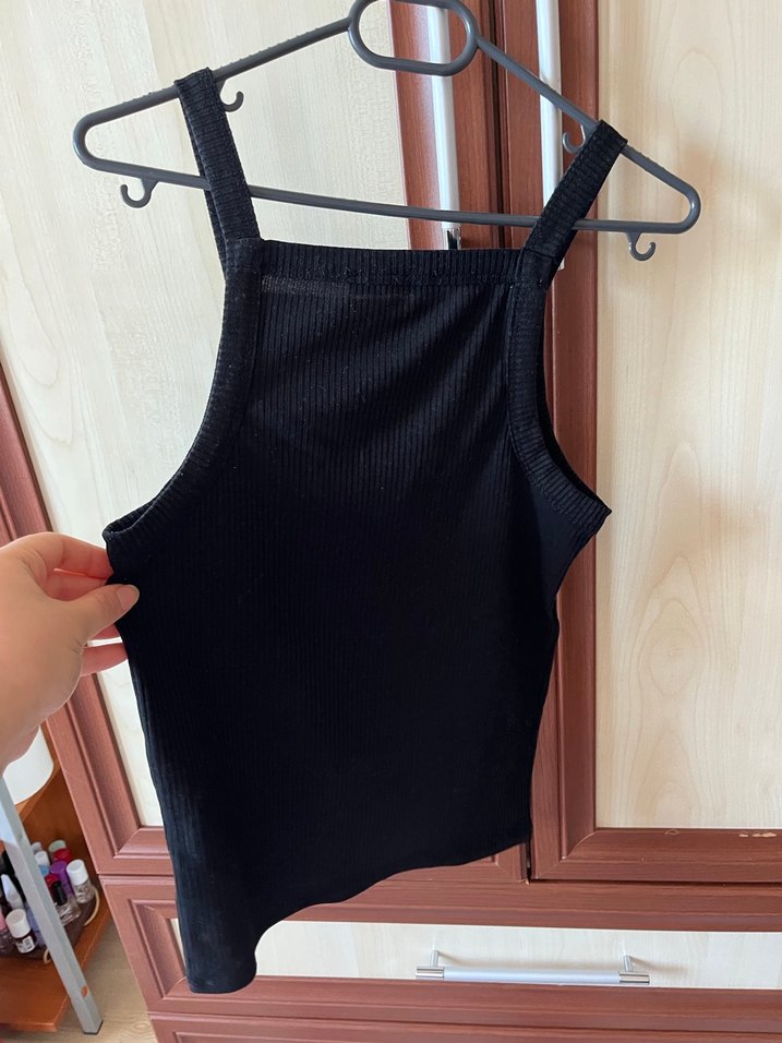 Siyah İnce Askılı Yüksek Yakalı Kadın Atlet - Görsel 3