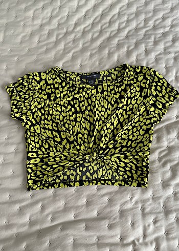 Sarı Desenli Kısa Crop Top