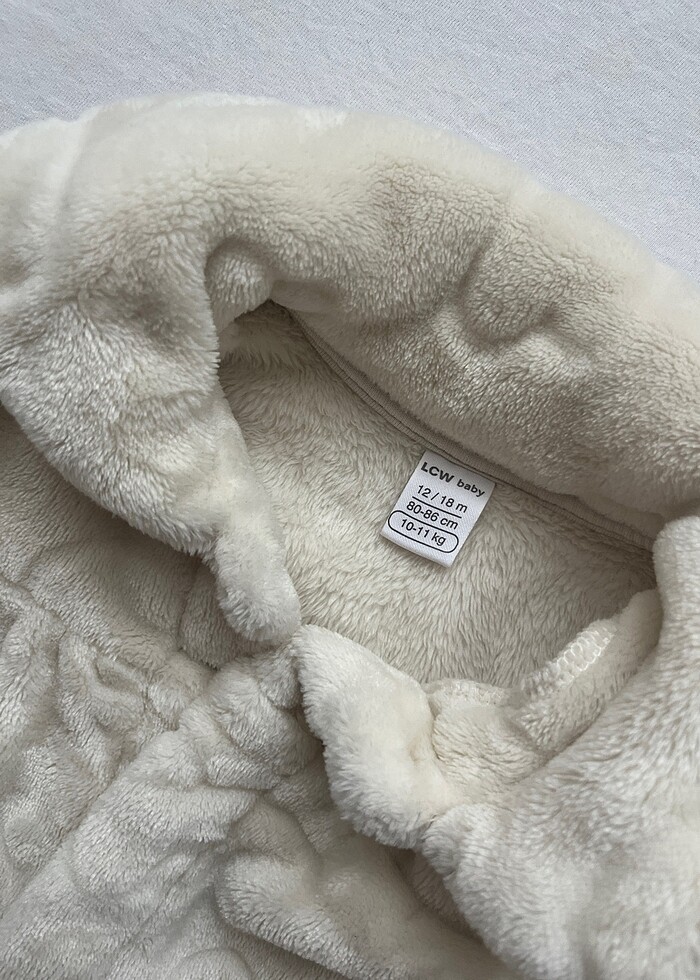 Kız bebek krem renk peluş mont - Görsel 3