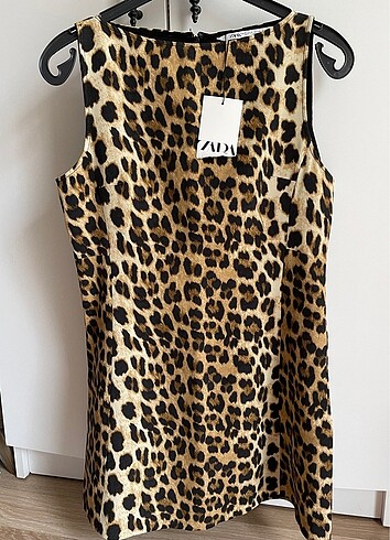 Zara leopar elbise
