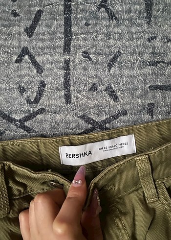 Bershka haki rengi mini cepli etek - Görsel 2
