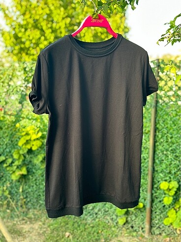 l Beden siyah Renk Tasarım boncuk işlemeli tshirt