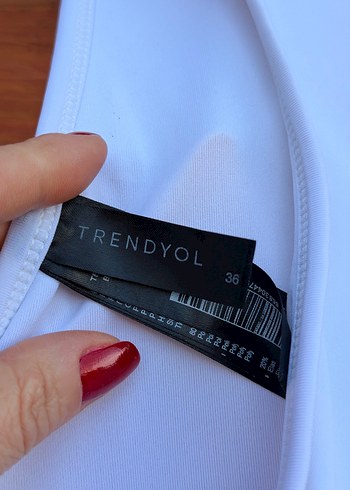 Beyaz Mini Atletik Kadın spor sütyen ve şort takımı - Görsel 9