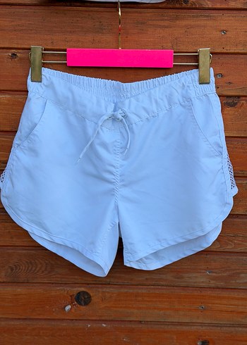 Beyaz Mini Atletik Kadın spor sütyen ve şort takımı - Görsel 4