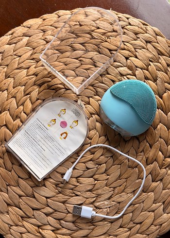 Mavi Renkli Yüz Temizleme Cihazı - Görsel 4